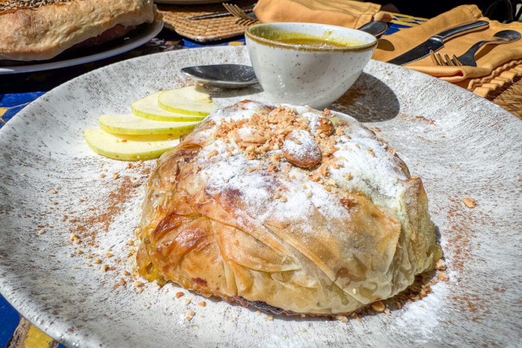 Gastronomía en Vejer de la Frontera: los sabores del Atlántico desde La Casa del Torero