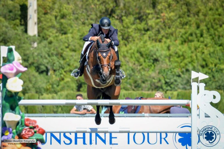 Sunshine Tour en Vejer de la Frontera: tu base perfecta en La Casa del Torero
